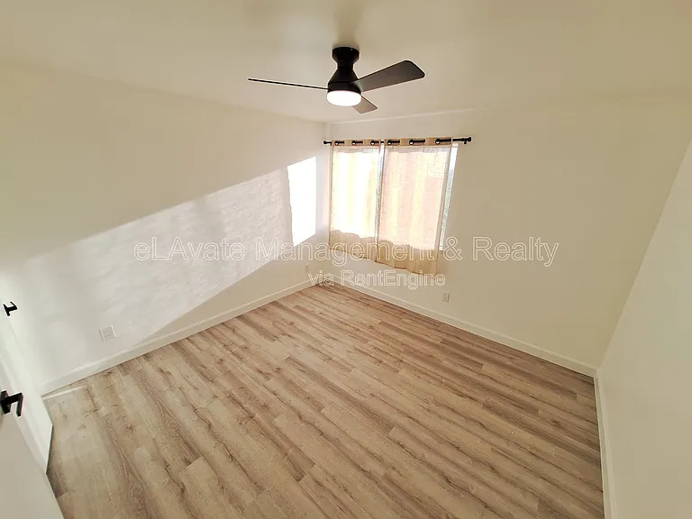 11744 Runnymede — Photo 10