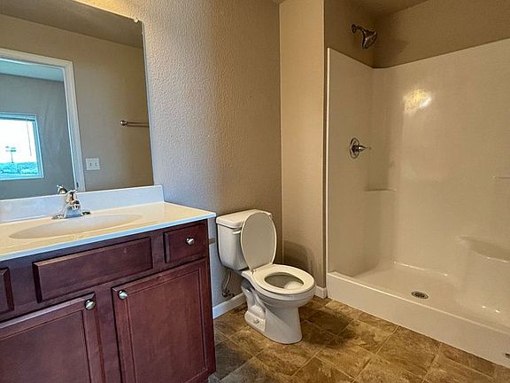 4th image of 230 W Hills Ln APT 9
