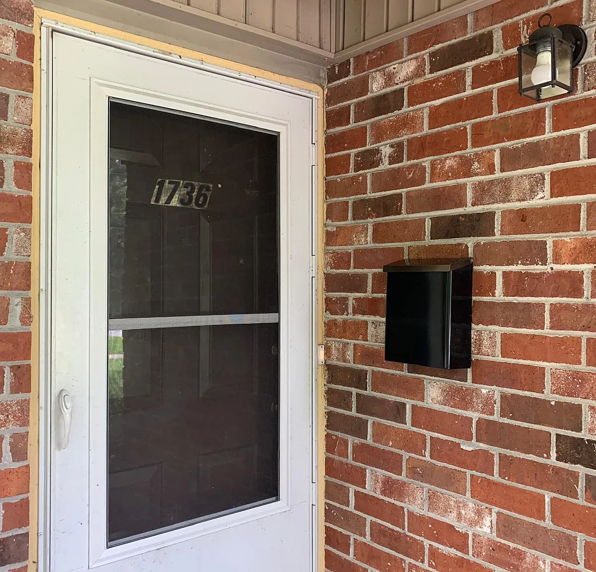 2 bed, 964 sqft, $1,400 — Photo 2