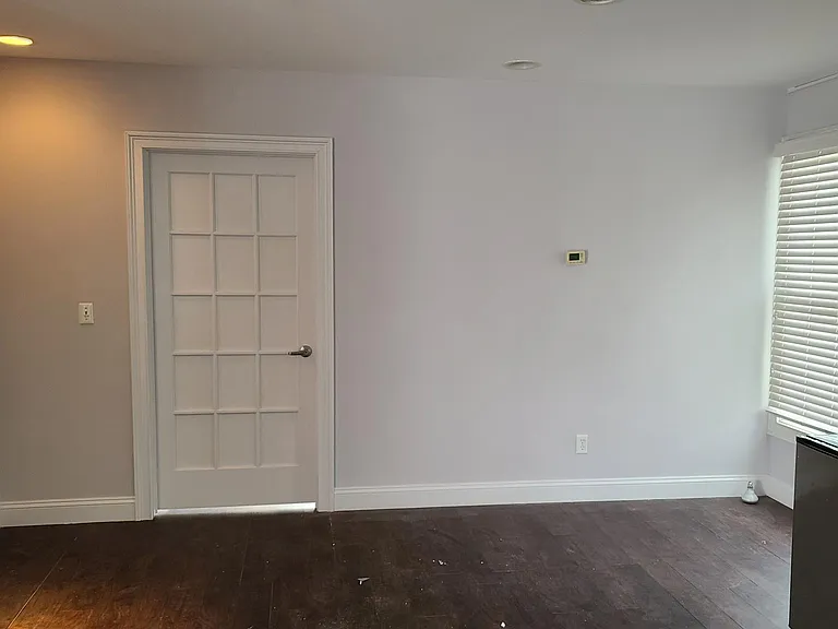 144 W John St #1 — Photo 1
