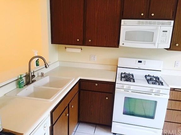 2nd image of 700 E Lake Dr Unit 127