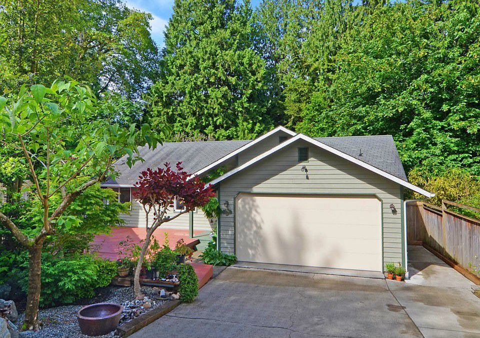 1st image of 7539 NE Harborview Dr