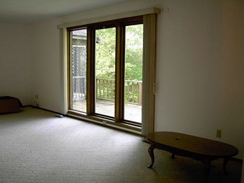 5th image of 30 Hilltop Dr