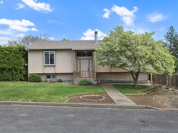 1015 Murray Dr W, The Dalles, OR 97058