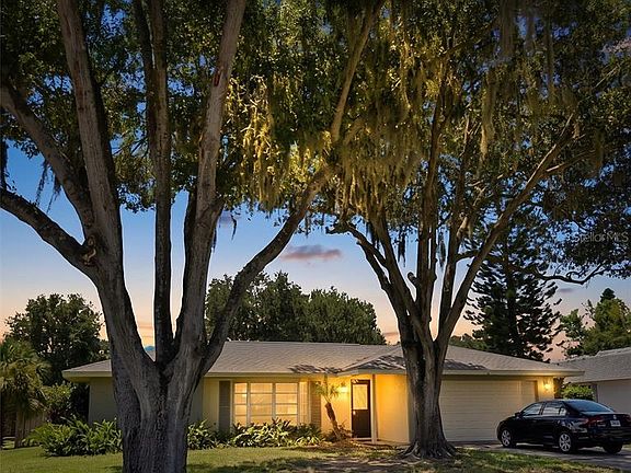 2nd image of 3926 Calliandra Dr