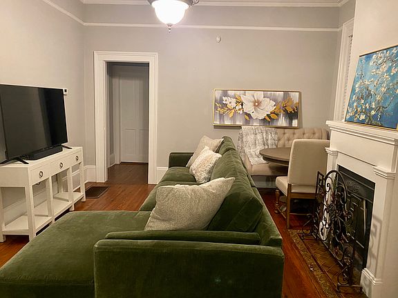 4th image of 223 W Waldburg St #A