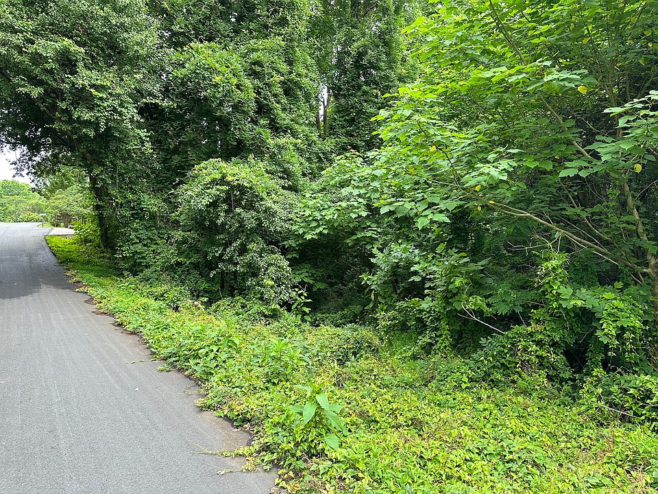 1st image of 14th Avenue Dr SW