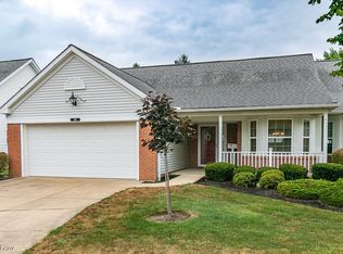223 Heather Ln #18, Eastlake, OH 44095