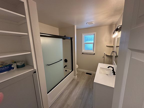 4th image of 523 E Central Ave #523
