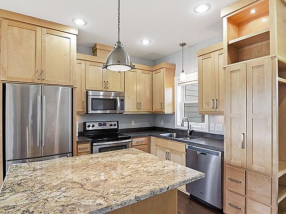 2nd image of 145 Colman Ct