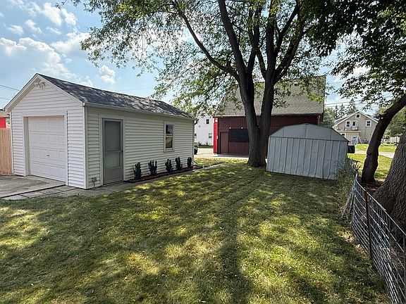 5th image of 1507 Indiana Ave