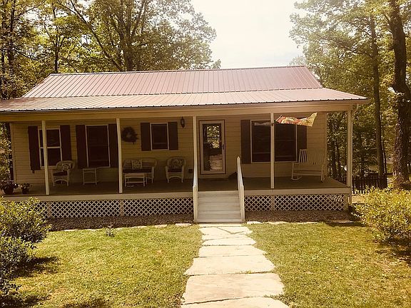 4th image of 111 Laurel Dr