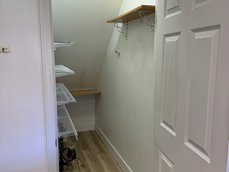1309 Baron Ct — Photo 9