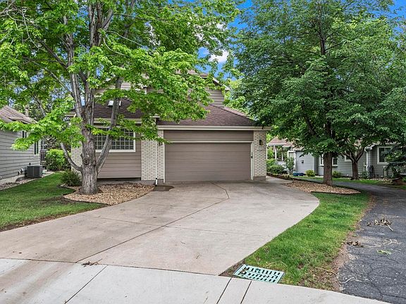 3rd image of 7358 Buckingham Ct
