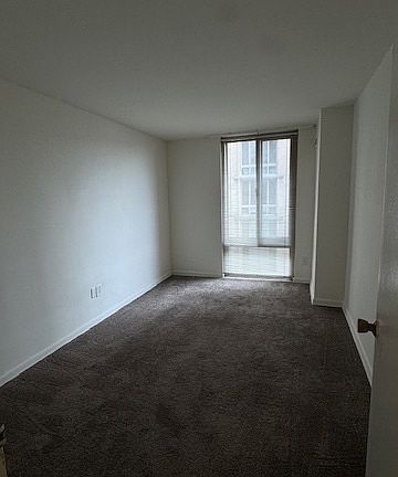 5th image of 950 25th St NW #514N