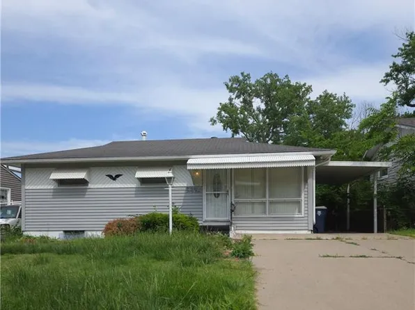 4633 Lawn Ave, Kansas City, MO 64130