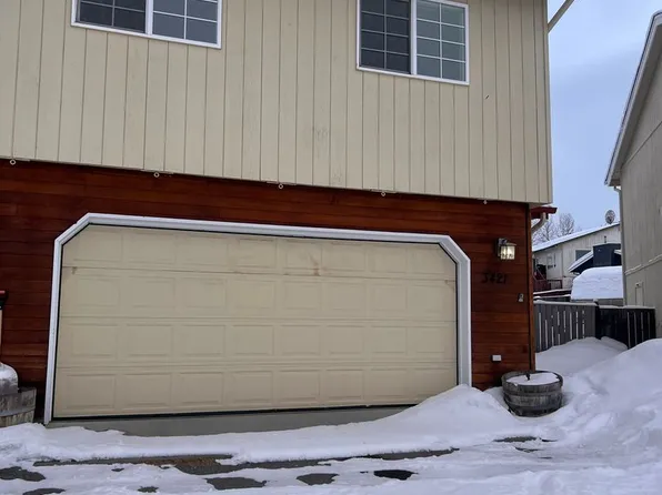 3421 Lunar Cir, Anchorage, AK 99504