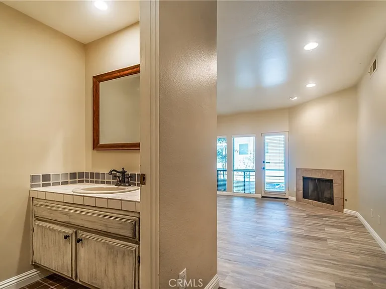13236 Valleyheart Dr #102 — Photo 6