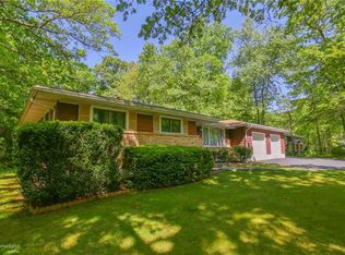 1315 Spring Dr, Walnutport, PA 18088