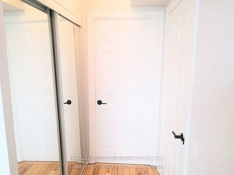 1720 Eglinton Ave E #LPH8 — Photo 12