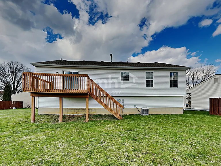6811 Magdalena Ln — Photo 19