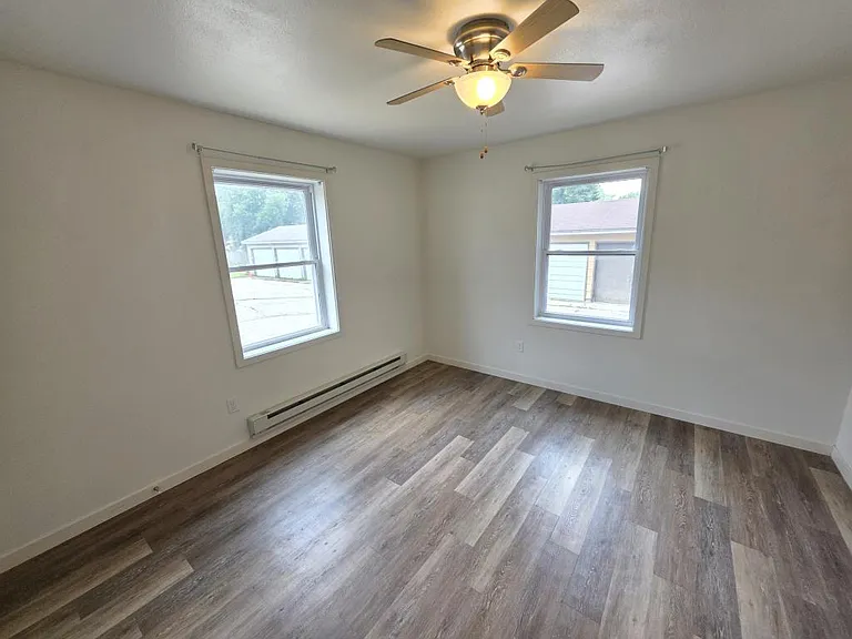 1315 Butts Ave #1 — Photo 4