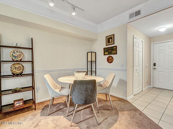5th image of 8550 TOUCHTON Road #524
