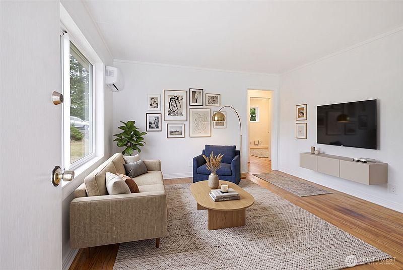 2nd image of 7212 S 128th Street