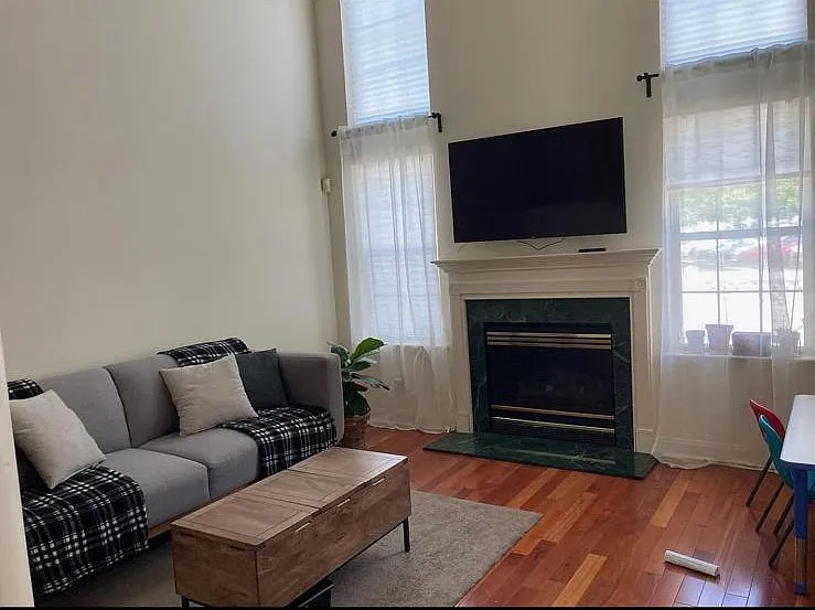 353 Cynthia Ln — Photo 5
