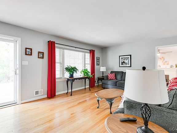4th image of 5210 Gravelbrook Dr