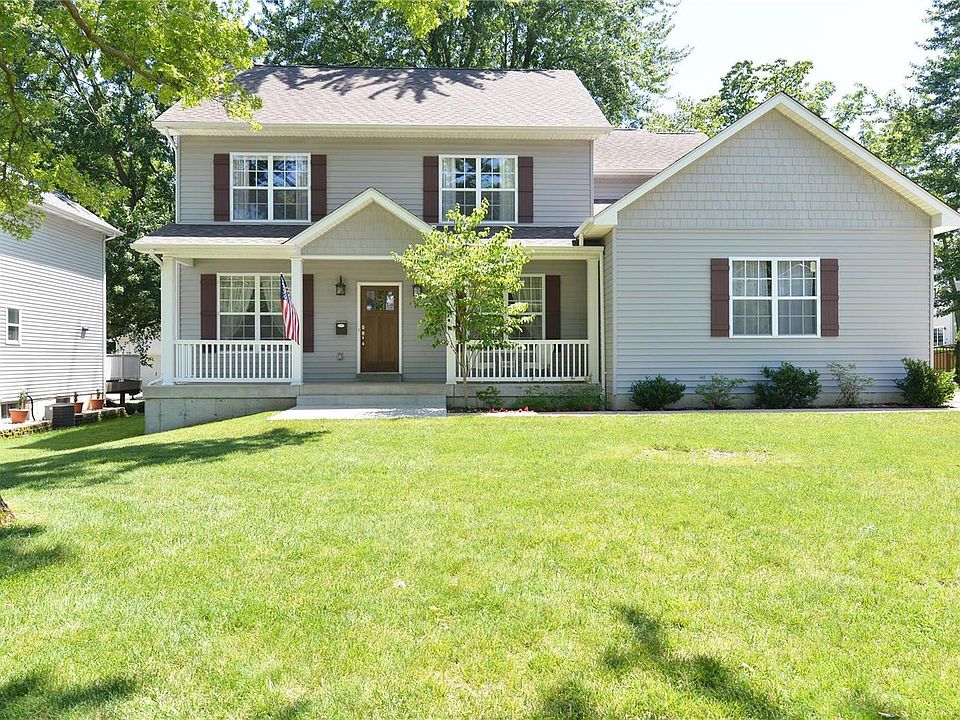 1st image of 646 E Argonne Dr
