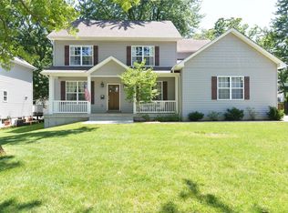 646 E Argonne Dr, Saint Louis, MO 63122