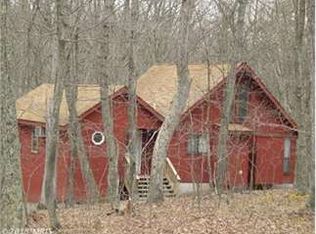 338 Black Hawk Ln, Hedgesville, WV