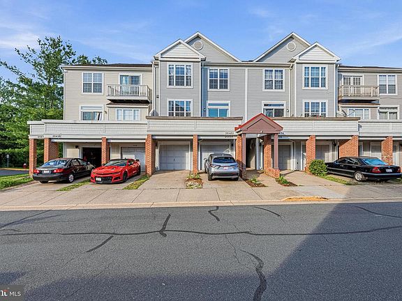 3rd image of 20432 Cool Fern Sq