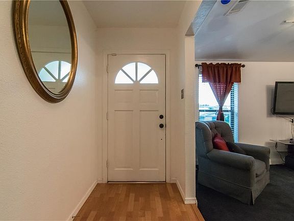 3rd image of 1612 Delaford Dr
