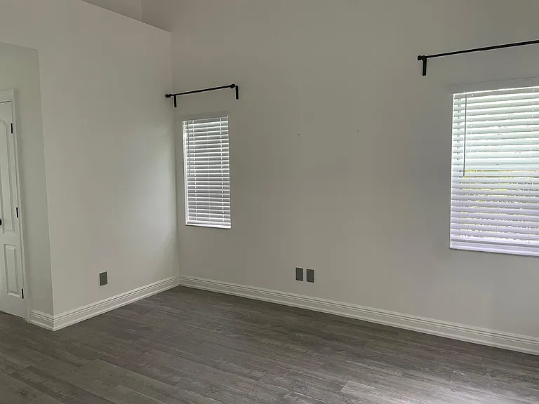6264 Lansdowne Cir — Photo 15