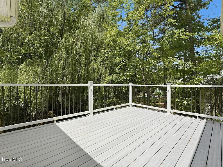 25 Kingswood Cir — Photo 34
