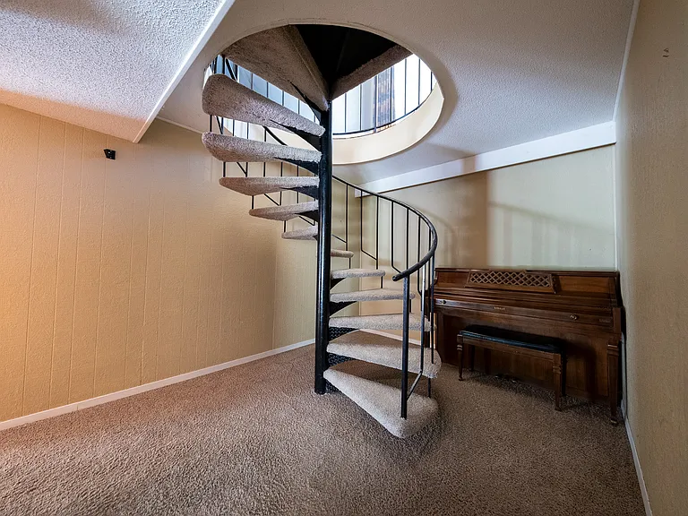469 Reflection Rd — Photo 30