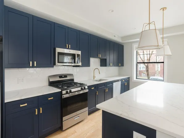 2020-36 W. Montrose / 4405-09 N. Seeley