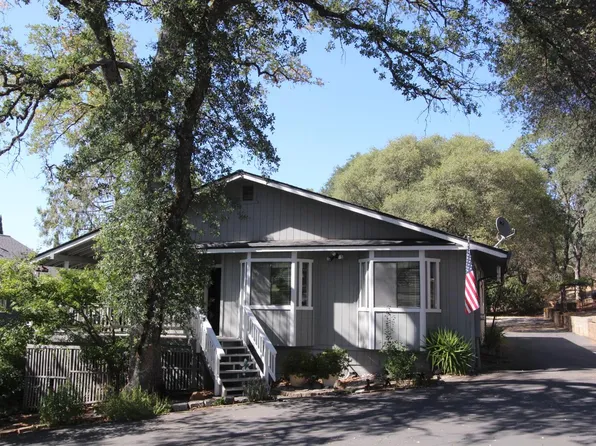 11530 Torrey Pines Dr, Auburn, CA 95602