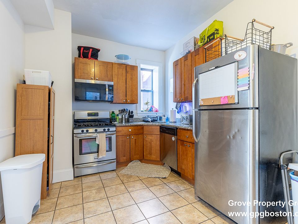 1st image of 4 Fountain Pl APT 4