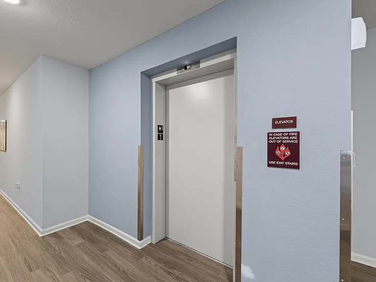 Cordova Apartments — Photo 5