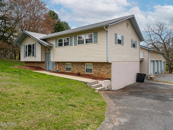 2nd image of 505 Kinzalow Dr