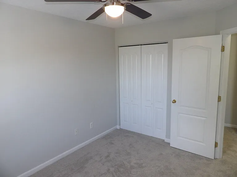 108 Charleston Ct — Photo 68
