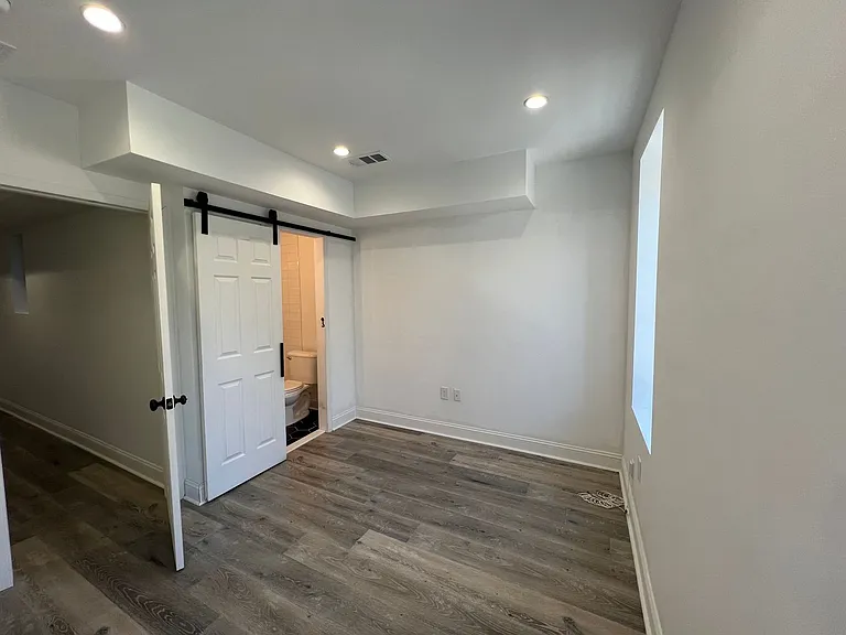 1622 N Bouvier St — Photo 10