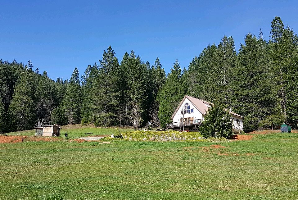 2nd image of 7520 Indian Creek Rd