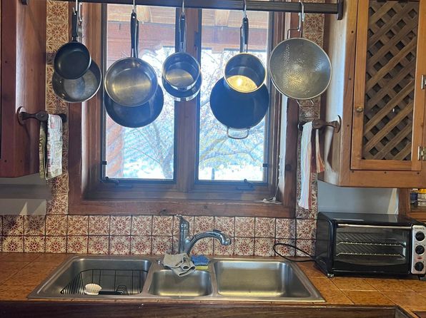 (undisclosed Address)