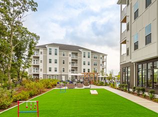 50 Ledgeview Way #2-2404, Wrentham, MA 02093