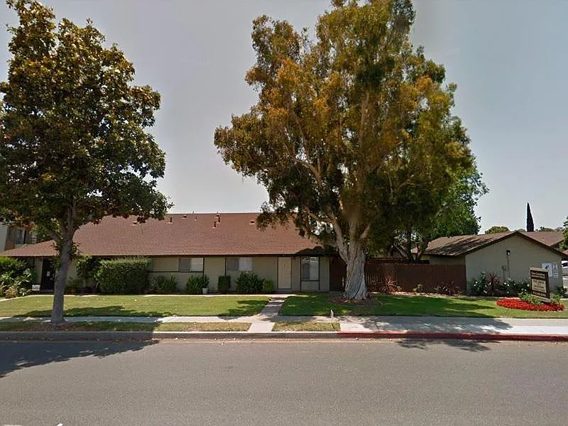Palm Gardens — Photo 2