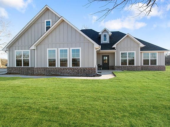 3rd image of 42773 Garretts Lake Rd